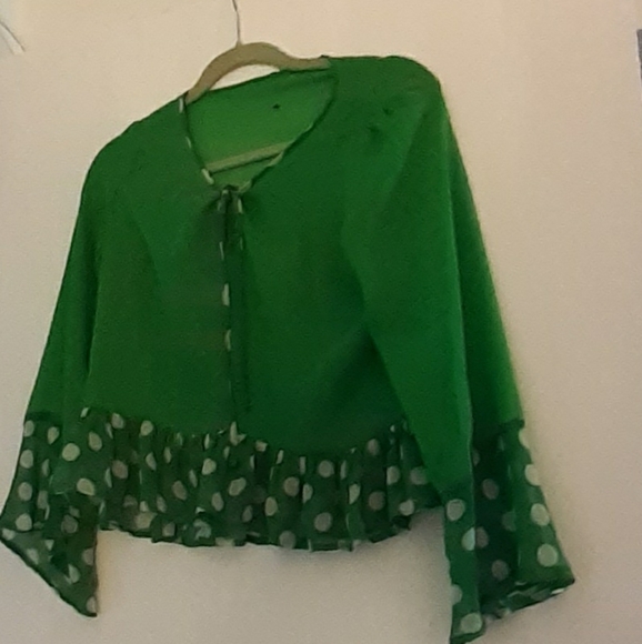 St. Patrick's Day! Ladies Green Blouse - Picture 1 of 2